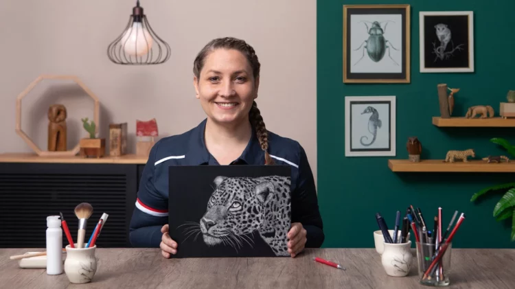 Naturalist Illustration with Scratchboard By Julia Rouaux