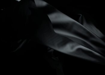 VideoHive Black cloth Logo reveal 43532404