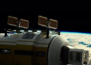 VideoHive Animation of Experimental Starship Leaving Earth Orbit 47592833